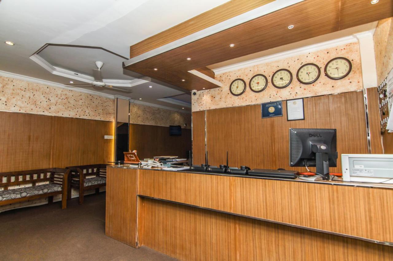 Oyo 112 Al Manaal Residency Hotel Kolombo Bagian luar foto