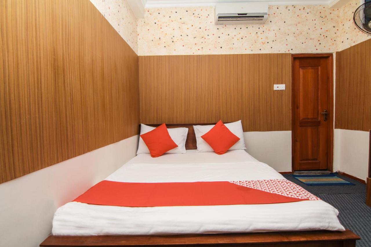 Oyo 112 Al Manaal Residency Hotel Kolombo Bagian luar foto